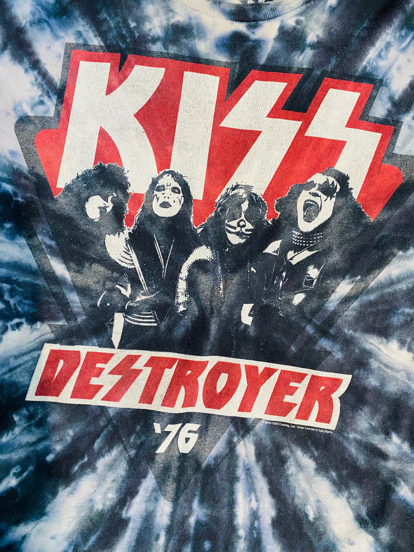 Liquid Blue Kiss Destroyer Tee (Sz L)