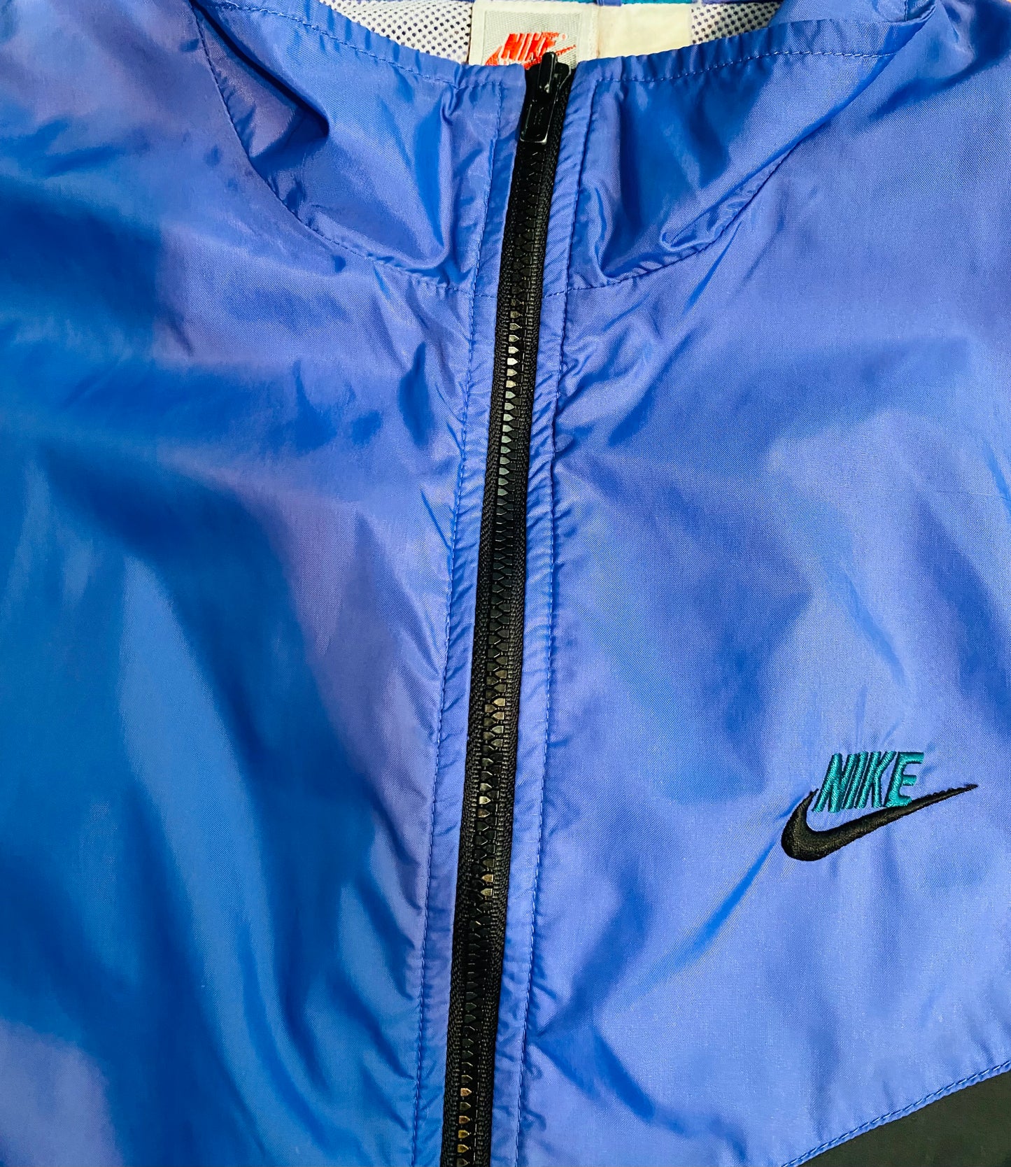 Vintage 90’s Nike Aqua Windbreaker Jacket (Sz L)