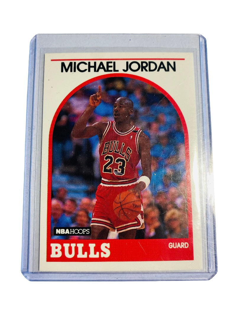 Vintage 1989-90 NBA Hoops #200 Michael Jordan Basketball Card